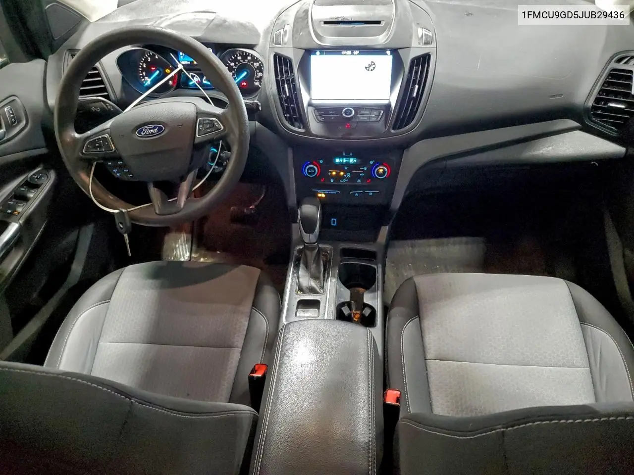 1FMCU9GD5JUB29436 2018 Ford Escape Se