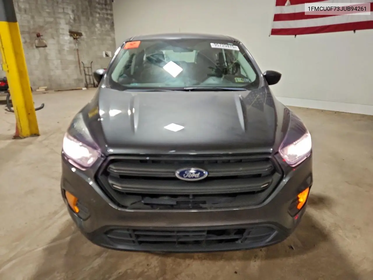 1FMCU0F73JUB94261 2018 Ford Escape S