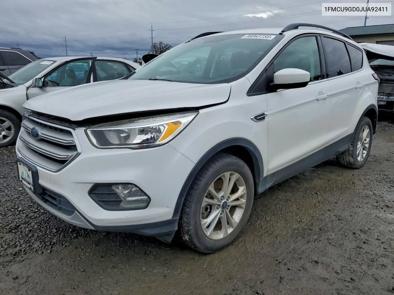 1FMCU9GD0JUA92411 2018 Ford Escape Se