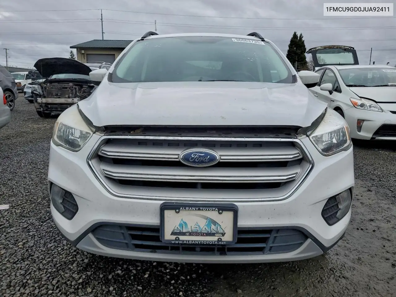 1FMCU9GD0JUA92411 2018 Ford Escape Se