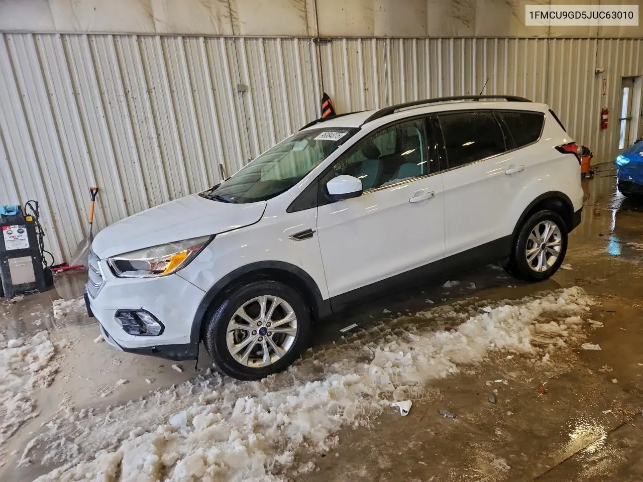 1FMCU9GD5JUC63010 2018 Ford Escape Se