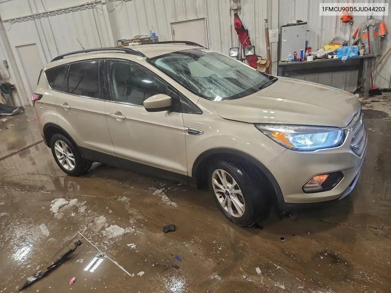 1FMCU9GD5JUD44203 2018 Ford Escape Se