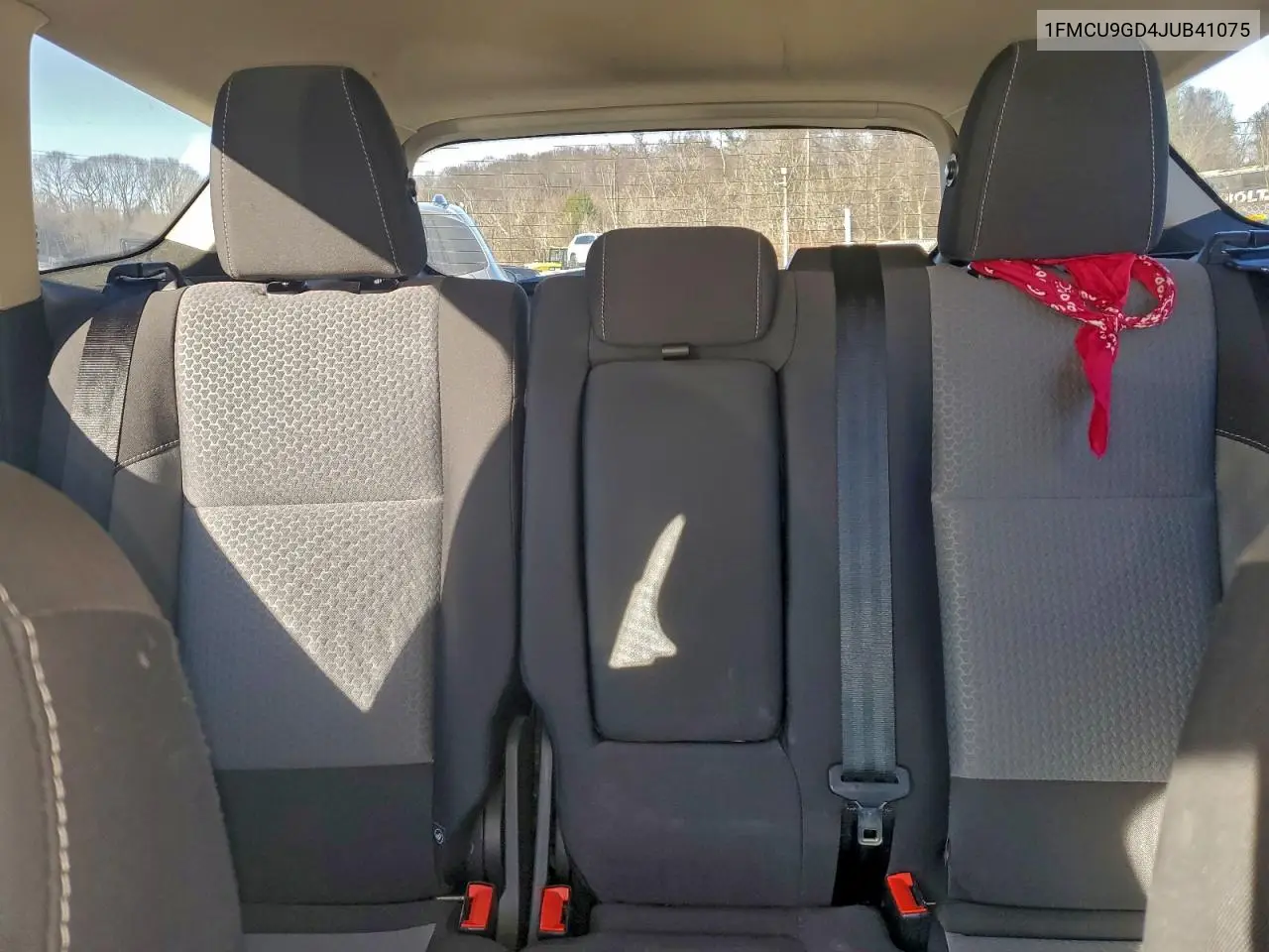 1FMCU9GD4JUB41075 2018 Ford Escape Se