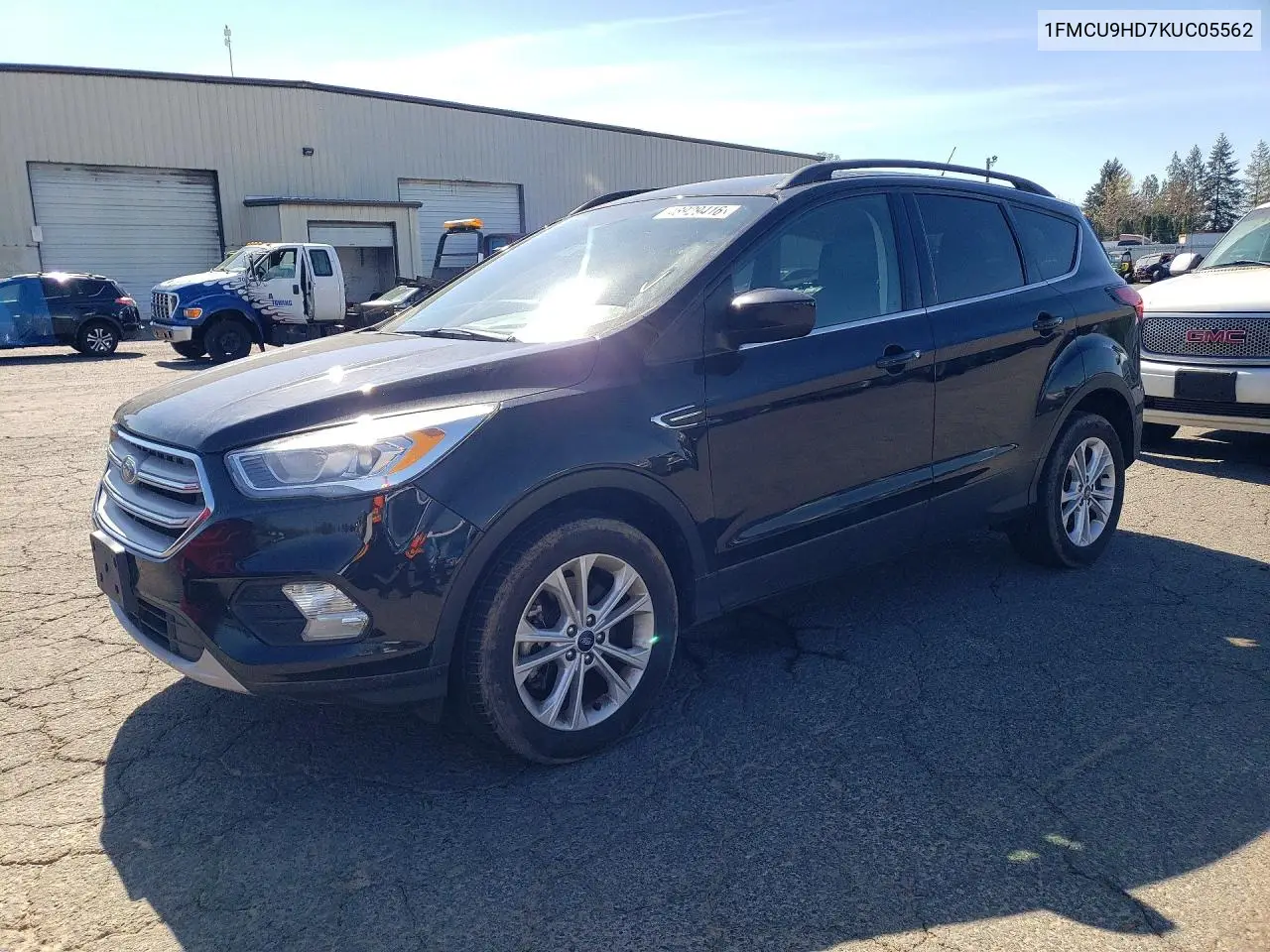1FMCU9HD7KUC05562 2019 Ford Escape Sel