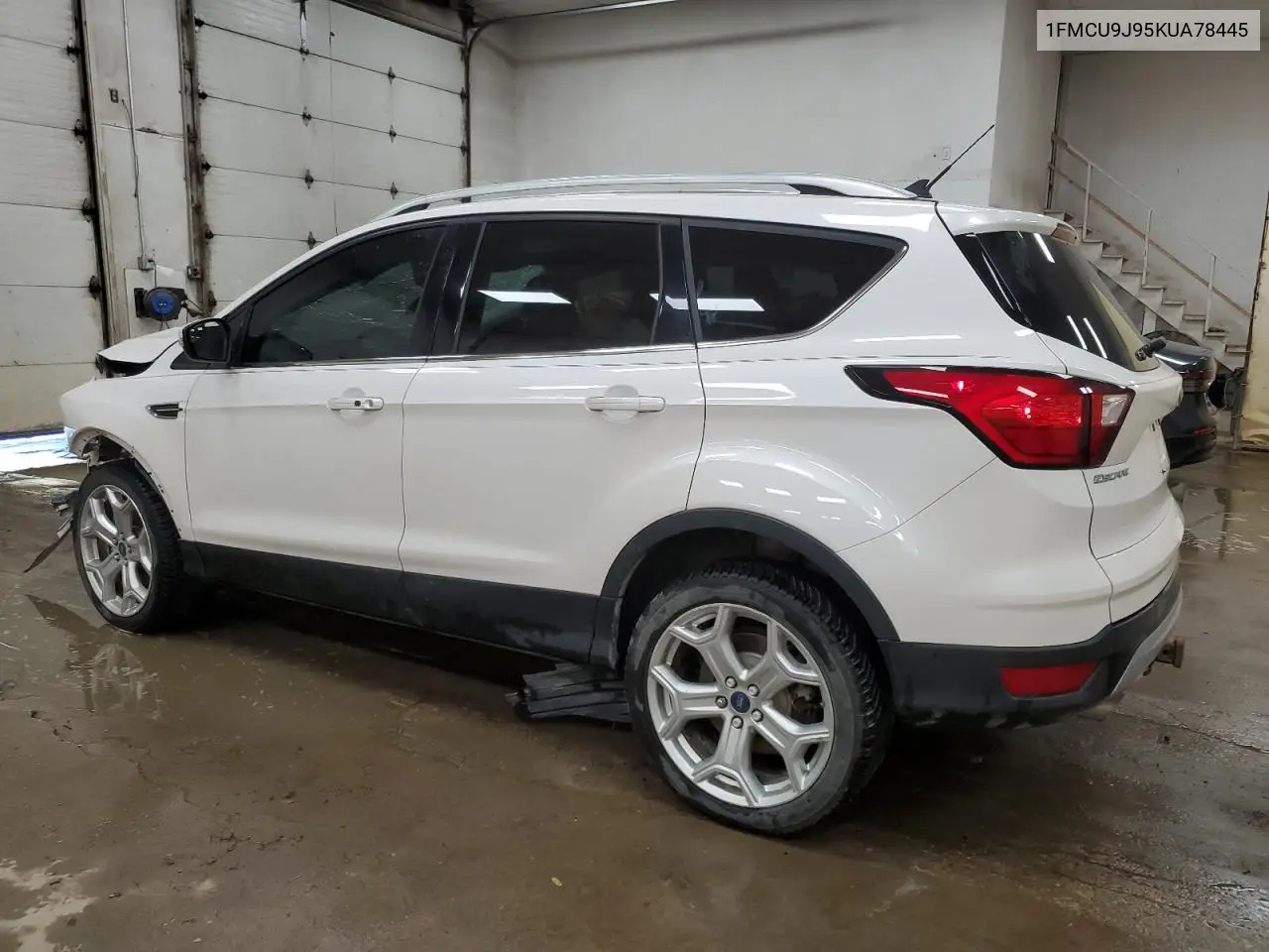 1FMCU9J95KUA78445 2019 Ford Escape Titanium