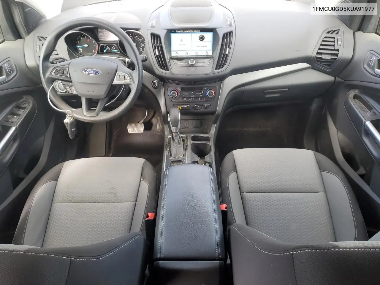 1FMCU0GD5KUA91977 2019 Ford Escape Se