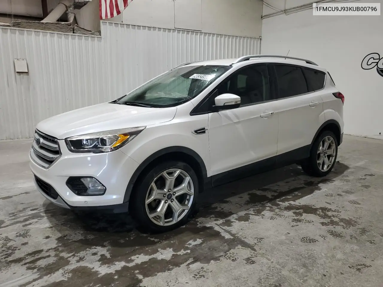1FMCU9J93KUB00796 2019 Ford Escape Titanium