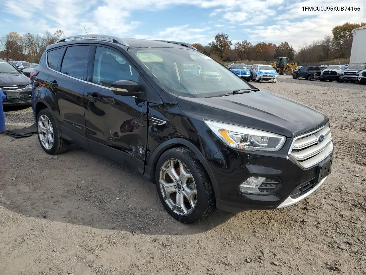 1FMCU0J95KUB74166 2019 Ford Escape Titanium