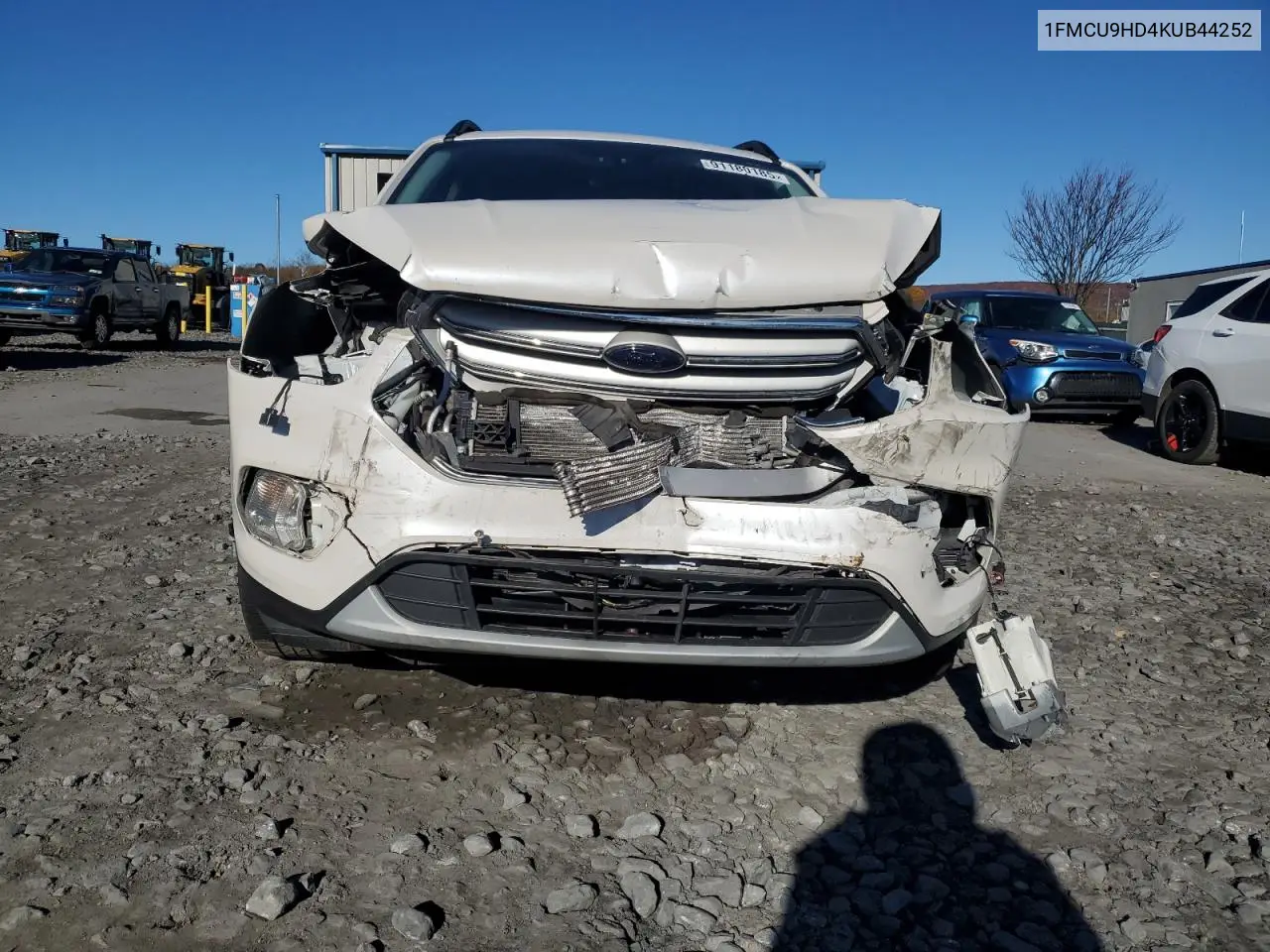 1FMCU9HD4KUB44252 2019 Ford Escape Sel