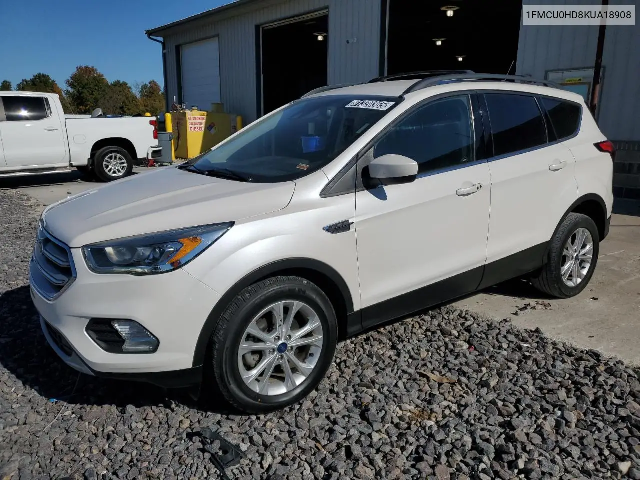 1FMCU0HD8KUA18908 2019 Ford Escape Sel