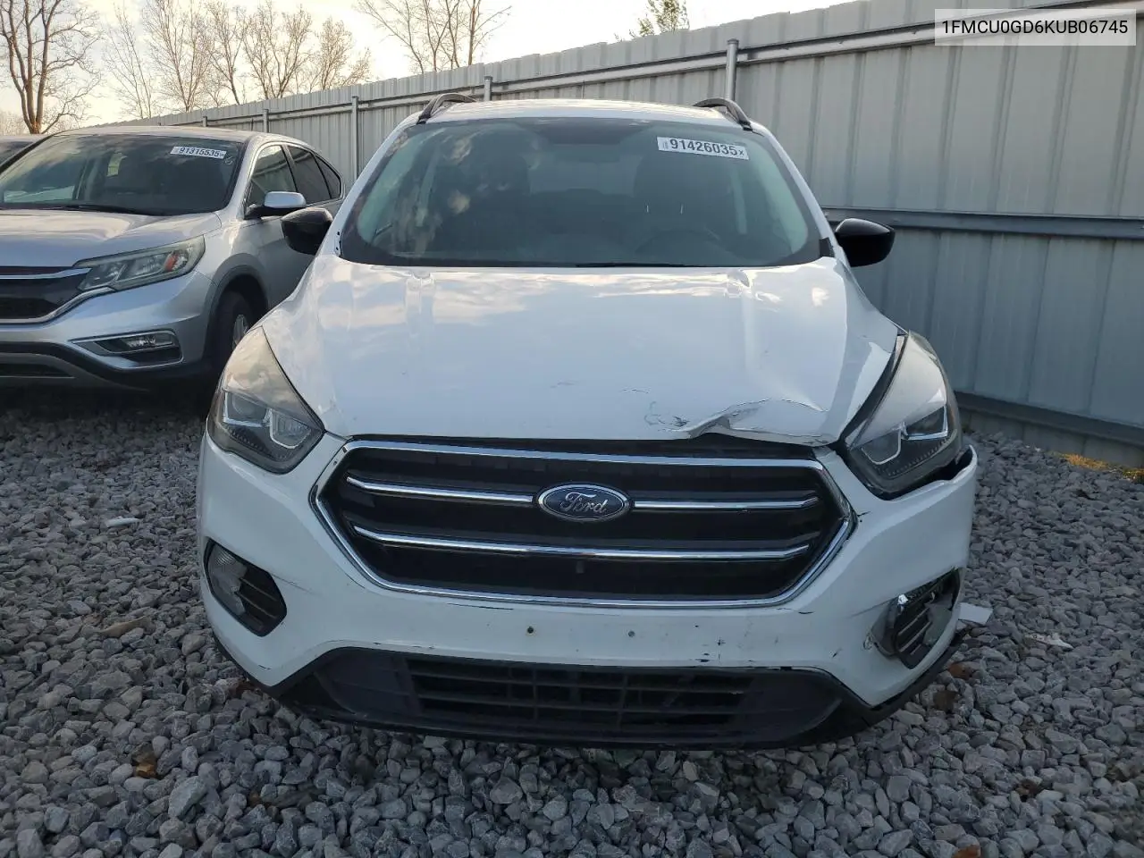 1FMCU0GD6KUB06745 2019 Ford Escape Se