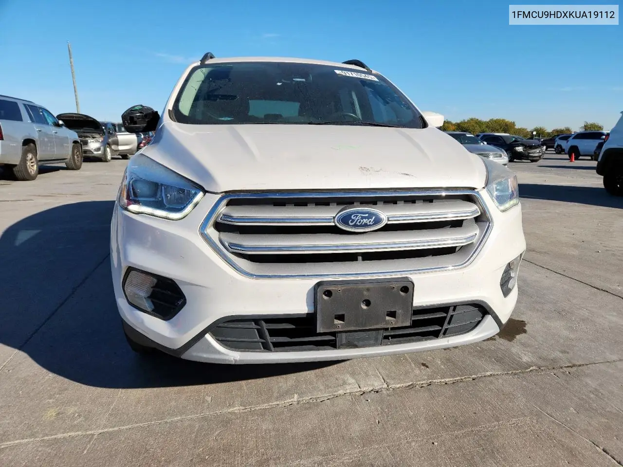 1FMCU9HDXKUA19112 2019 Ford Escape Sel