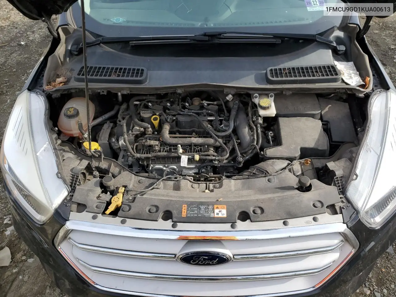 1FMCU9GD1KUA00613 2019 Ford Escape Se