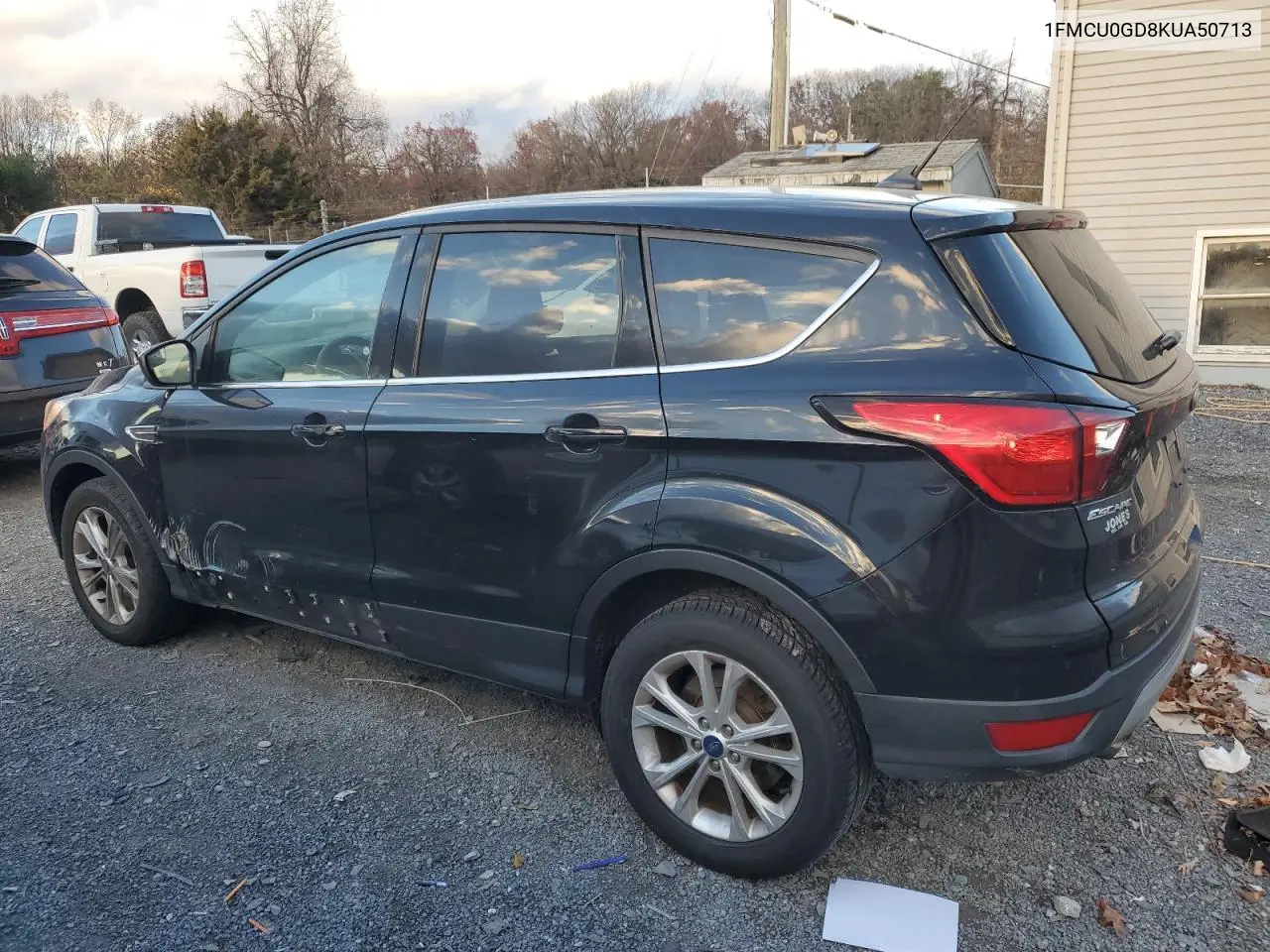 1FMCU0GD8KUA50713 2019 Ford Escape Se