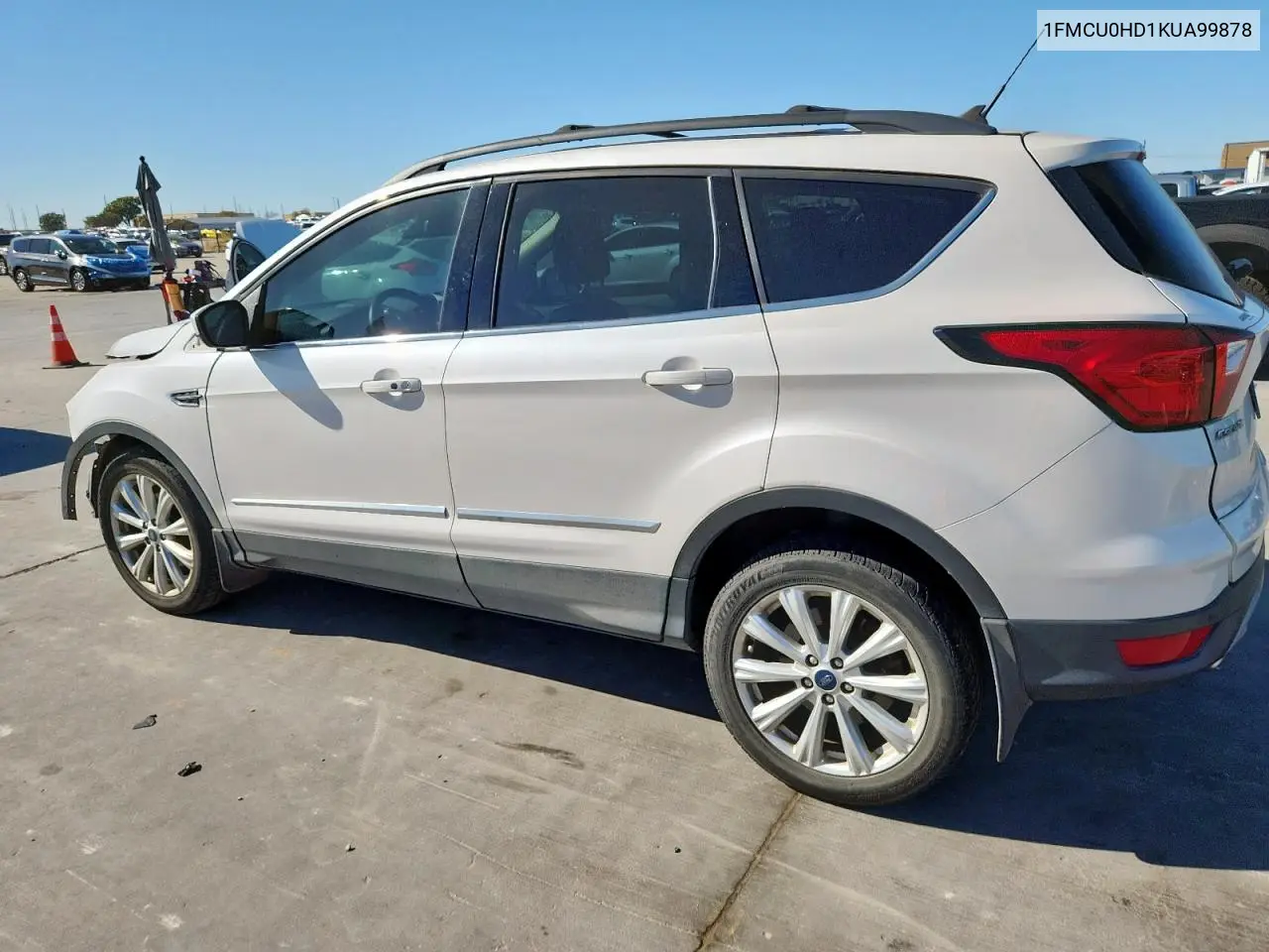 1FMCU0HD1KUA99878 2019 Ford Escape Sel