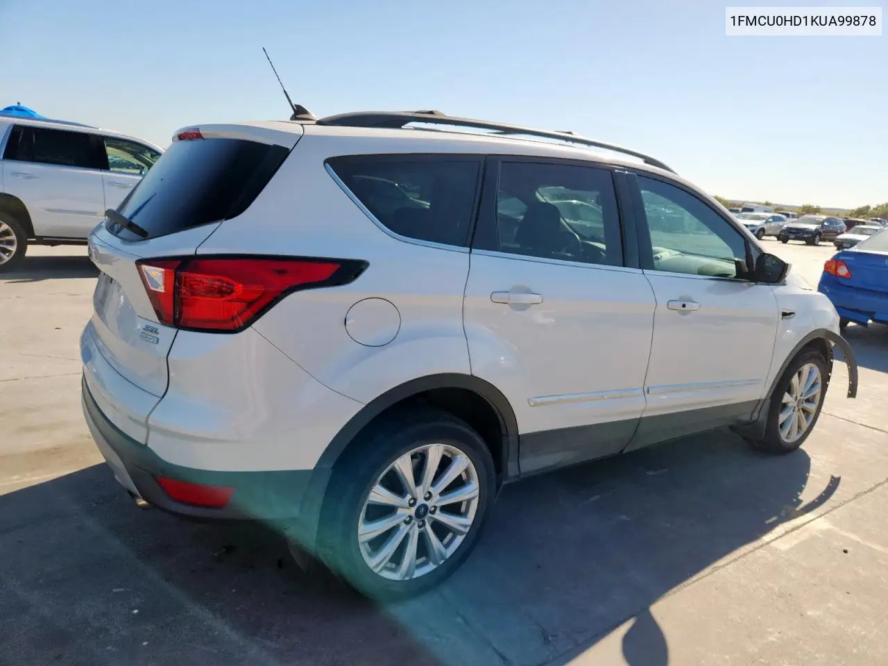 1FMCU0HD1KUA99878 2019 Ford Escape Sel