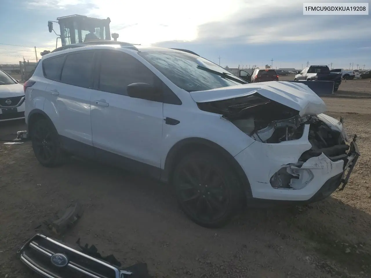 1FMCU9GDXKUA19208 2019 Ford Escape Se