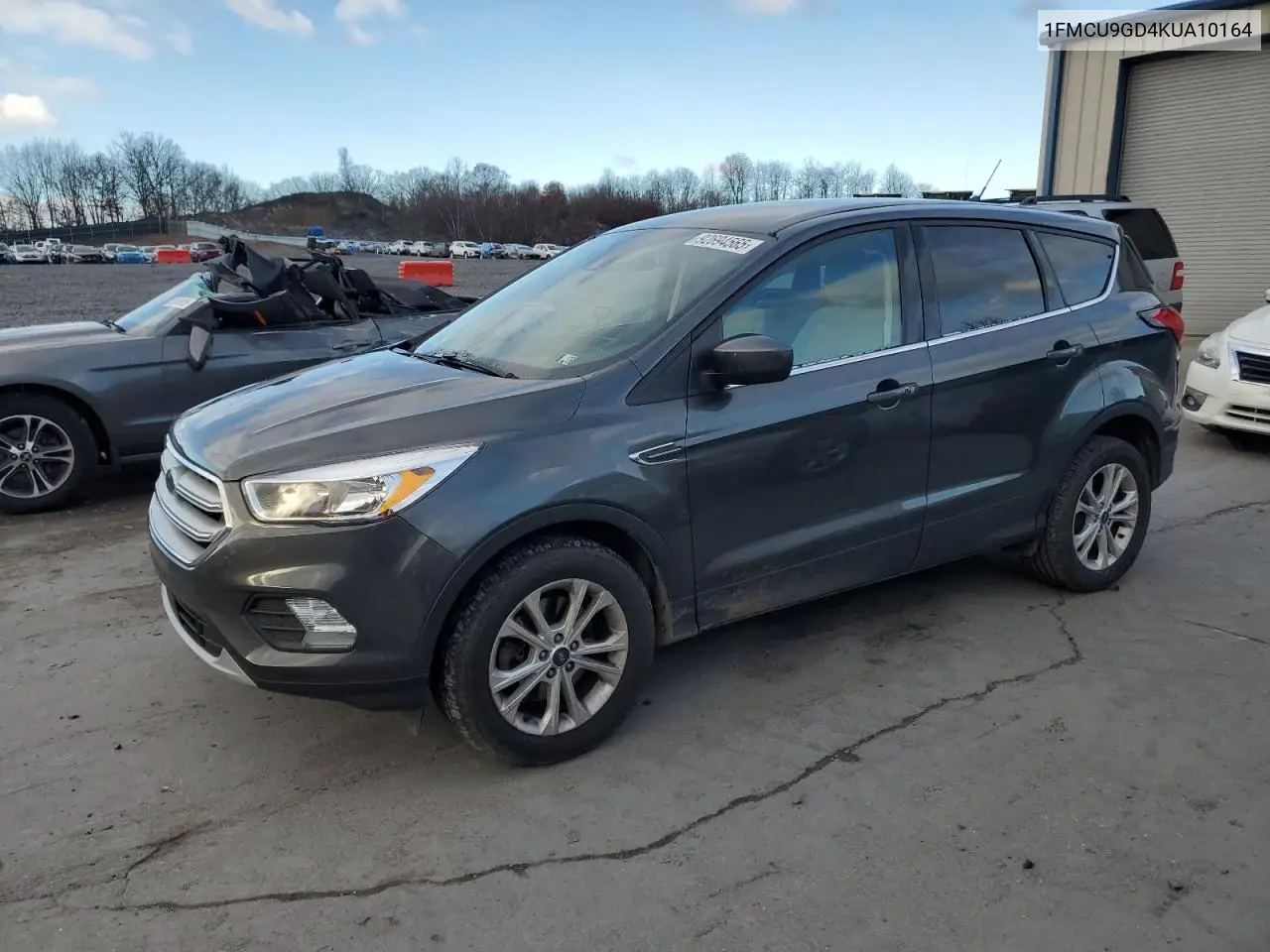 1FMCU9GD4KUA10164 2019 Ford Escape Se