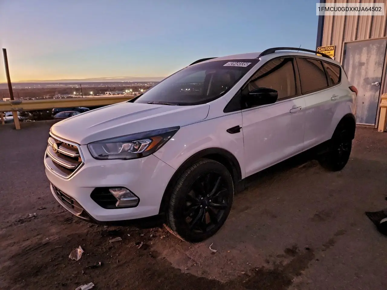 1FMCU0GDXKUA64502 2019 Ford Escape Se