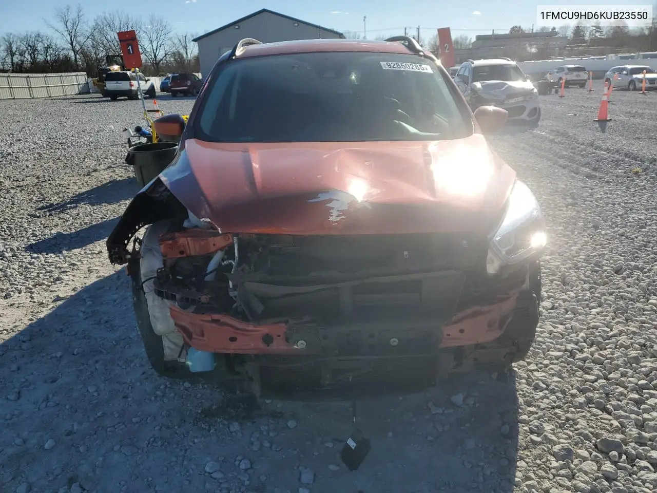 1FMCU9HD6KUB23550 2019 Ford Escape Sel