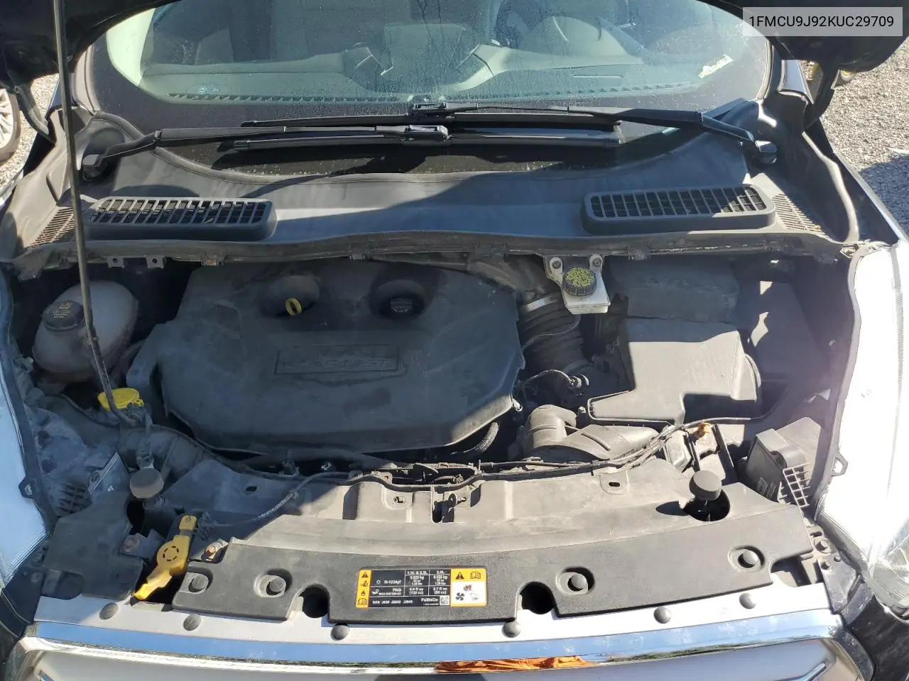 1FMCU9J92KUC29709 2019 Ford Escape Titanium
