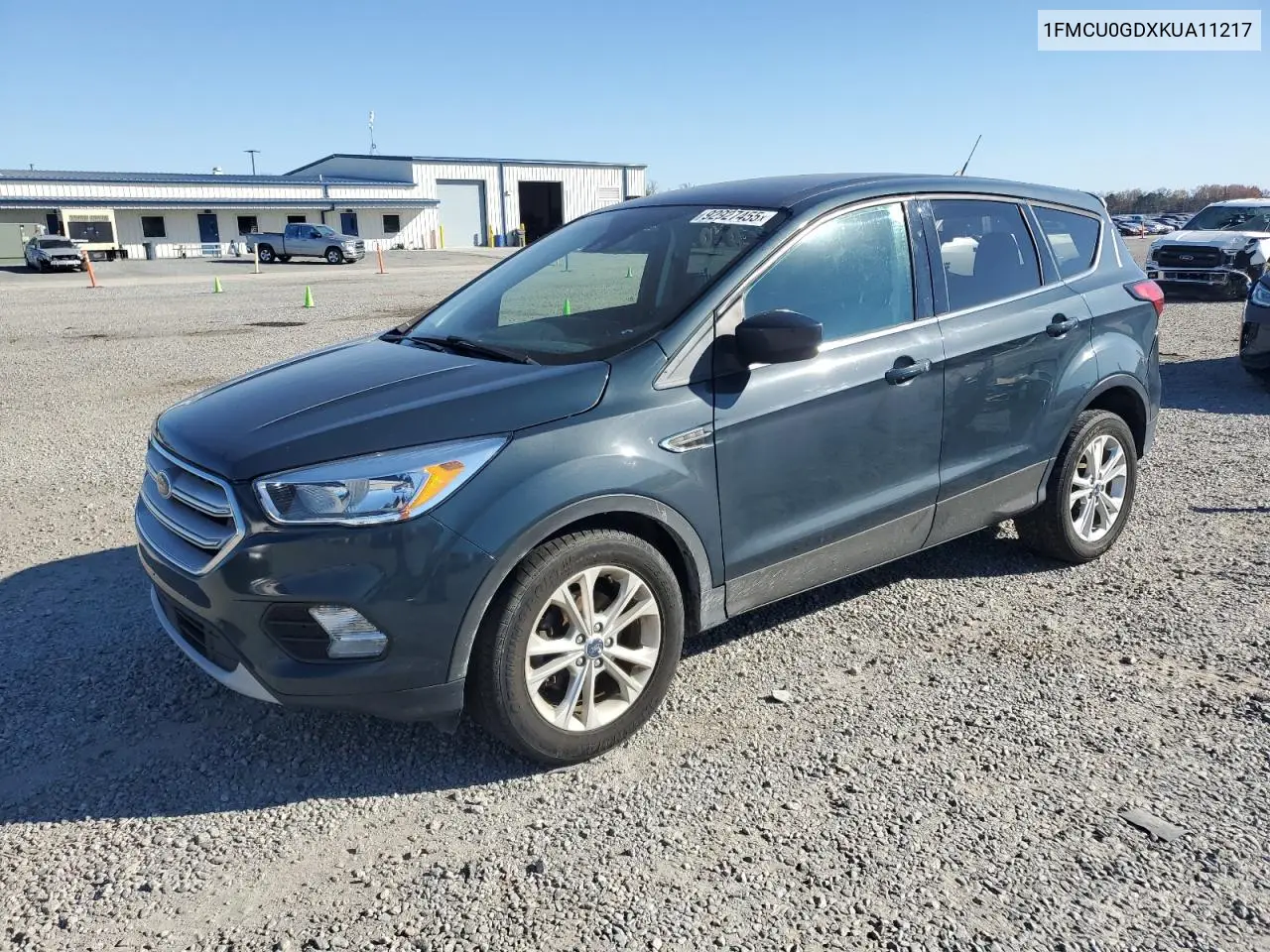 1FMCU0GDXKUA11217 2019 Ford Escape Se