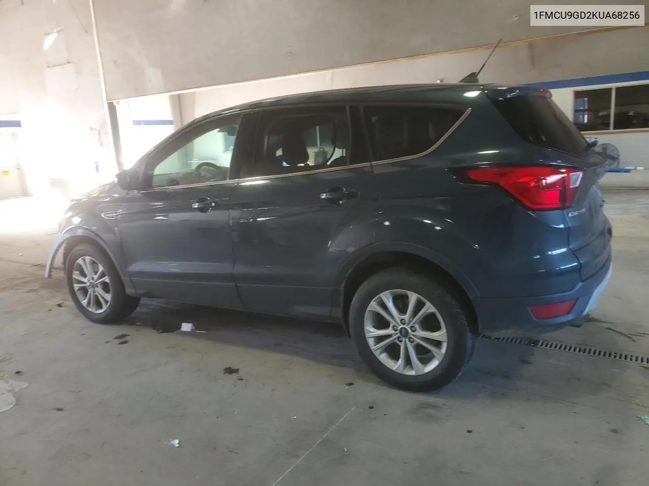 1FMCU9GD2KUA68256 2019 Ford Escape Se