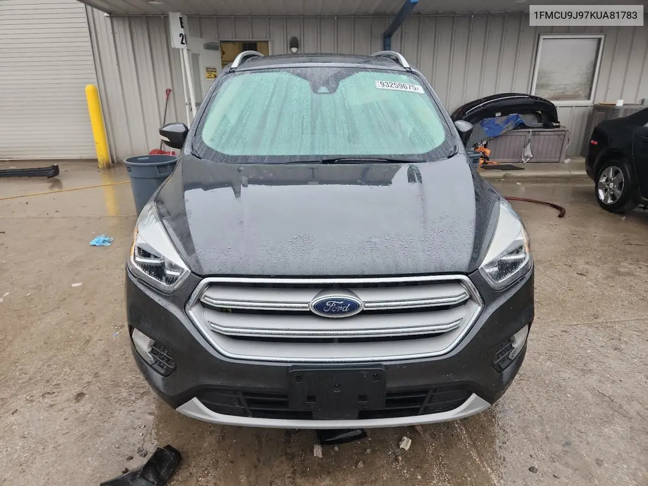 1FMCU9J97KUA81783 2019 Ford Escape Titanium