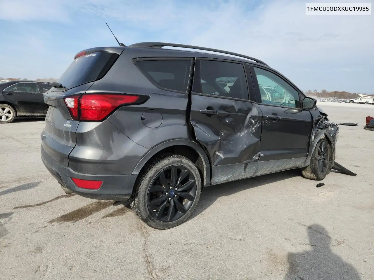 1FMCU0GDXKUC19985 2019 Ford Escape Se