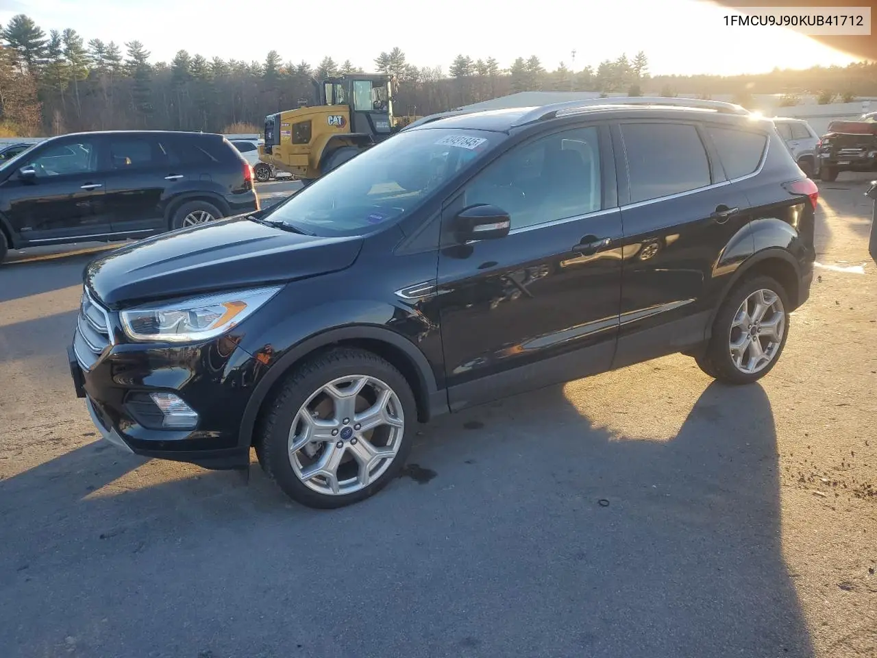 1FMCU9J90KUB41712 2019 Ford Escape Titanium