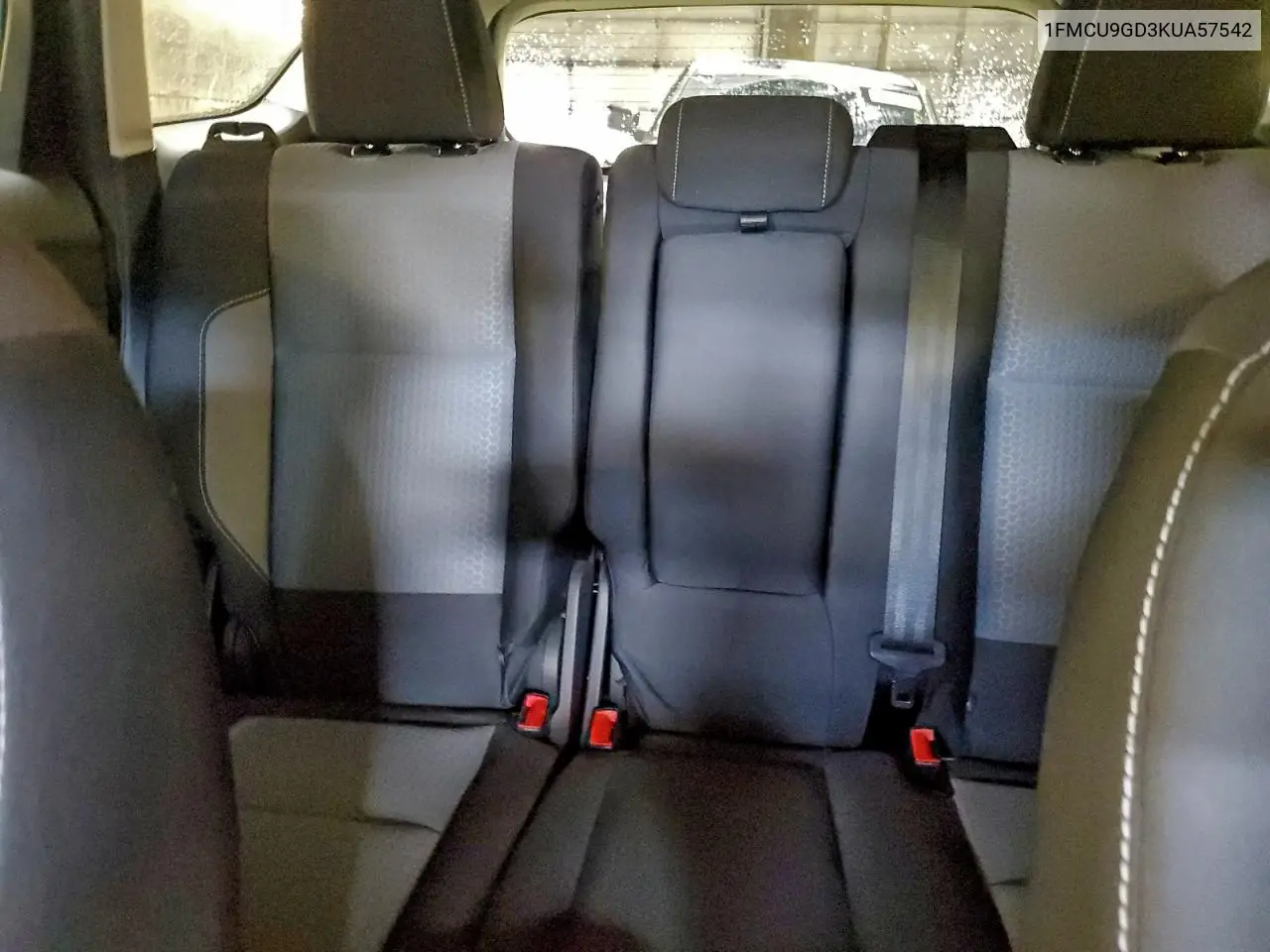 1FMCU9GD3KUA57542 2019 Ford Escape Se
