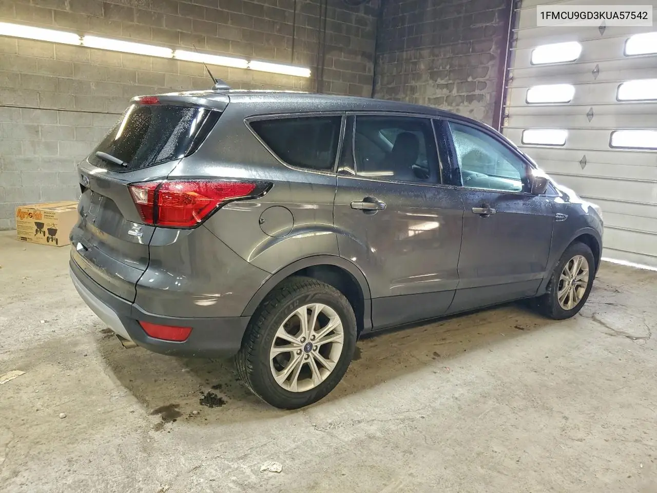 1FMCU9GD3KUA57542 2019 Ford Escape Se