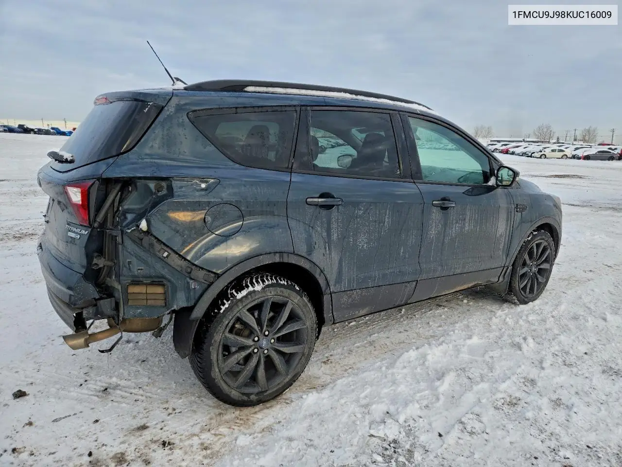 1FMCU9J98KUC16009 2019 Ford Escape Titanium