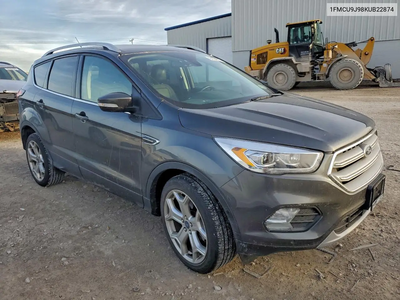 1FMCU9J98KUB22874 2019 Ford Escape Titanium