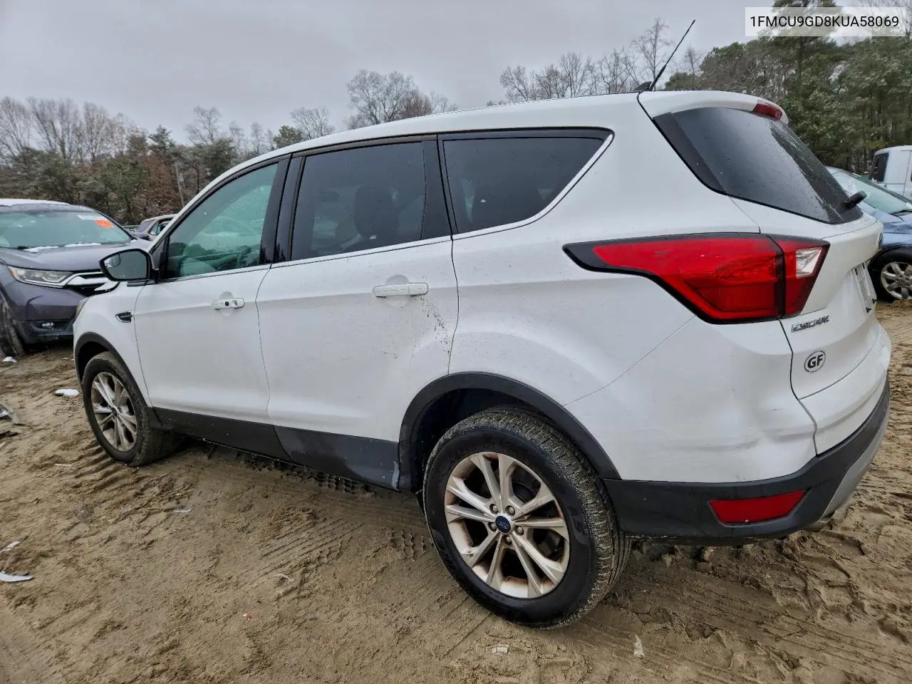 1FMCU9GD8KUA58069 2019 Ford Escape Se