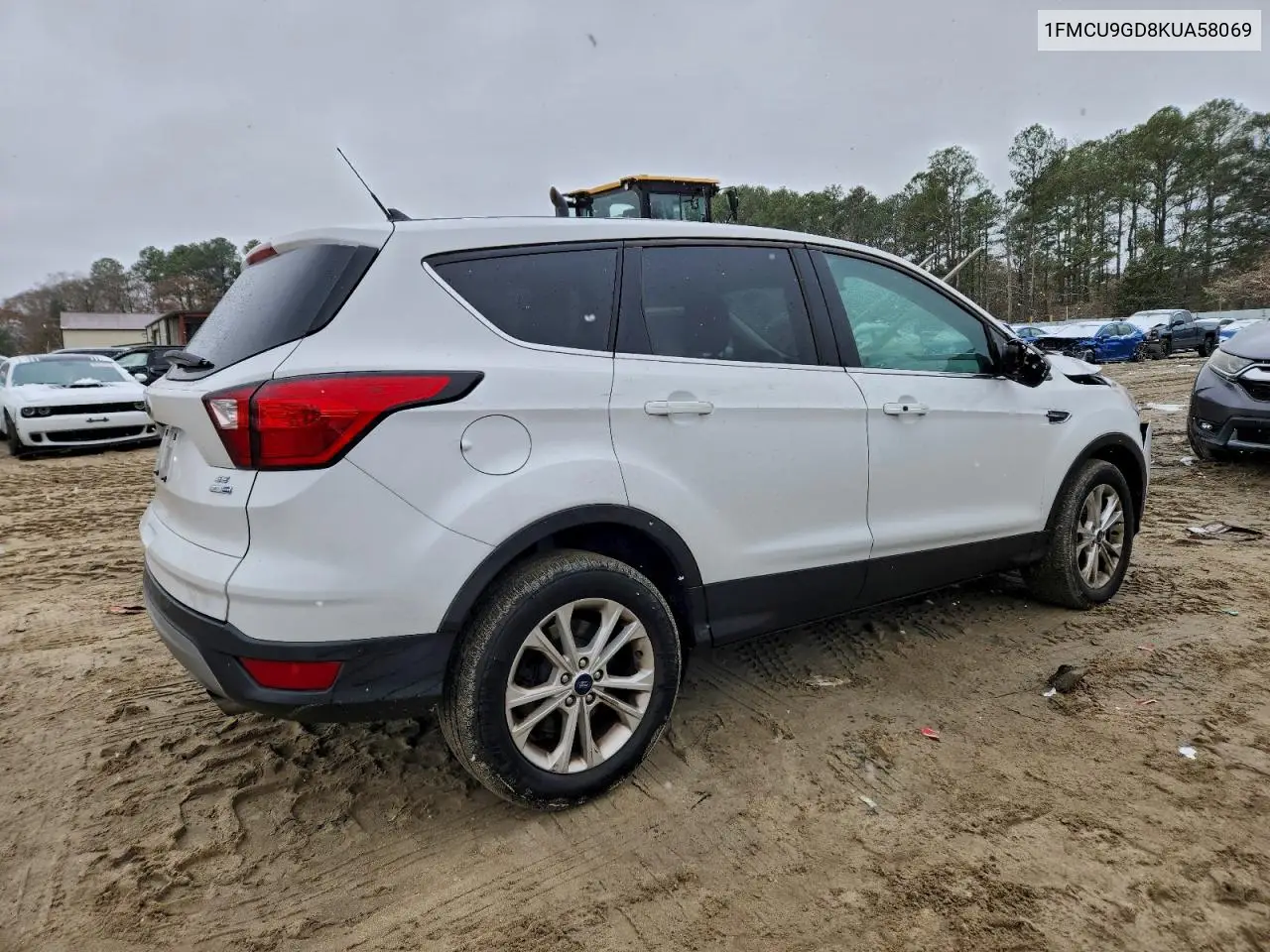 1FMCU9GD8KUA58069 2019 Ford Escape Se