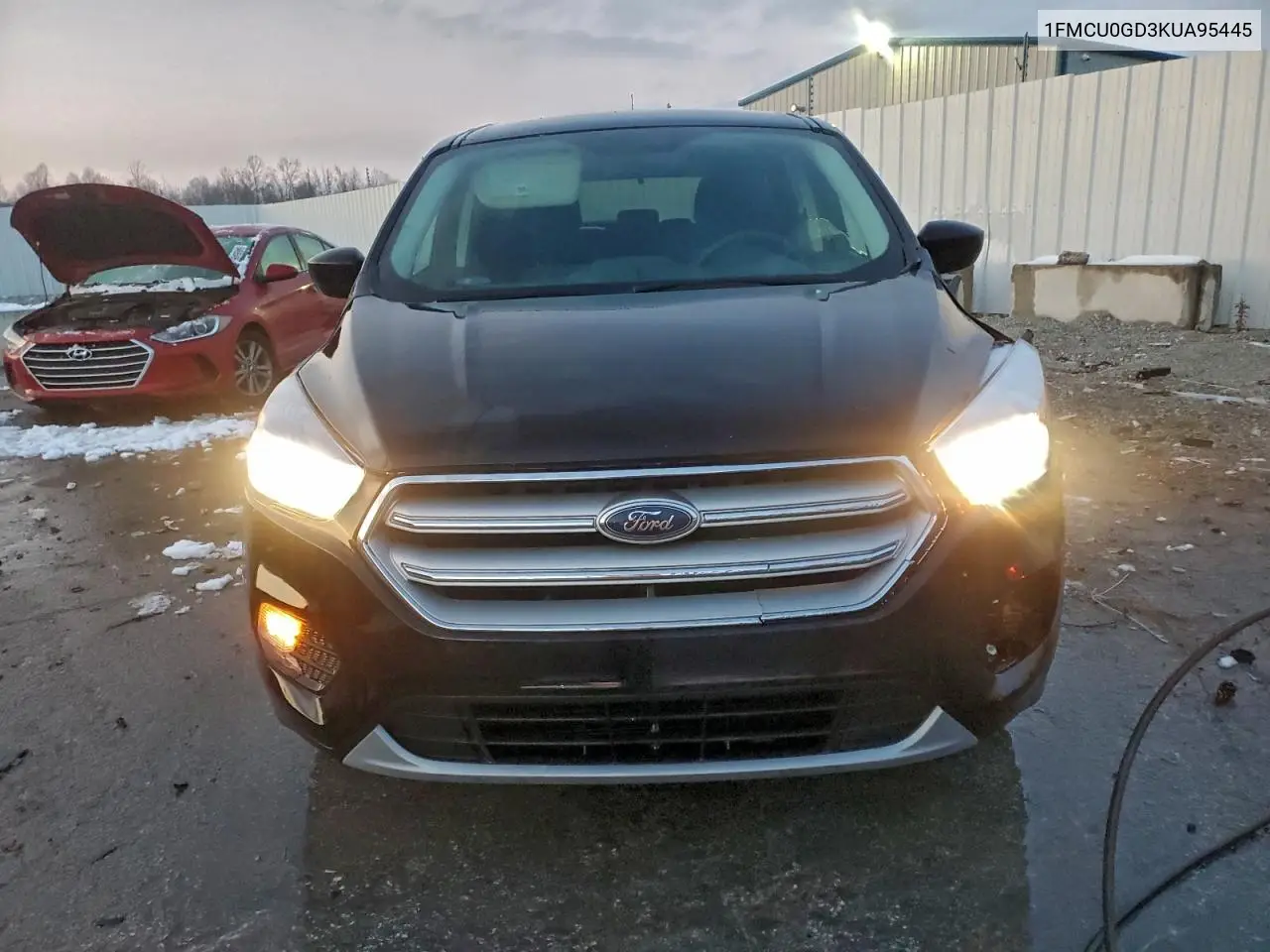 1FMCU0GD3KUA95445 2019 Ford Escape Se