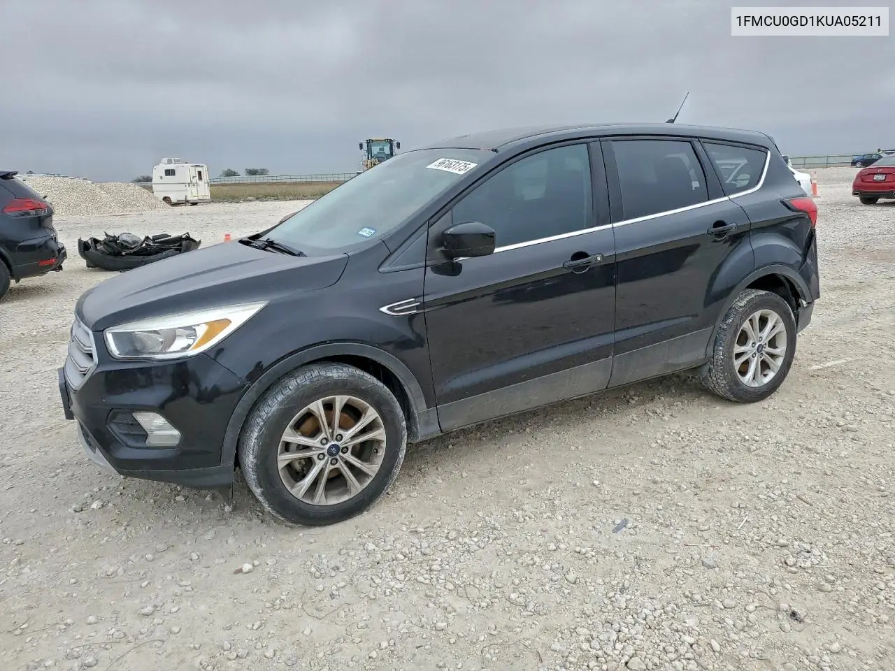 1FMCU0GD1KUA05211 2019 Ford Escape Se