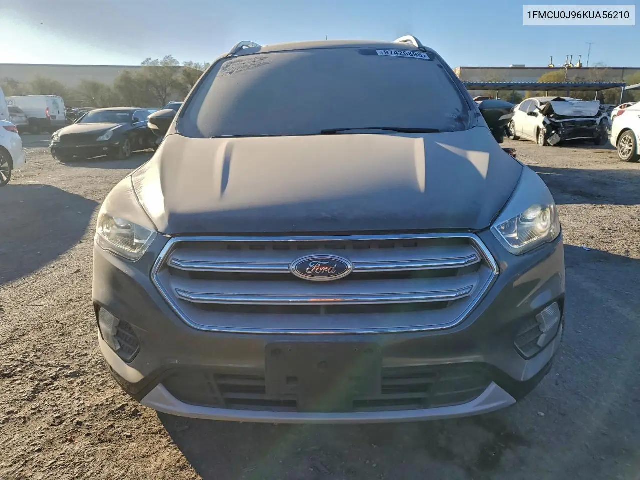 1FMCU0J96KUA56210 2019 Ford Escape Titanium