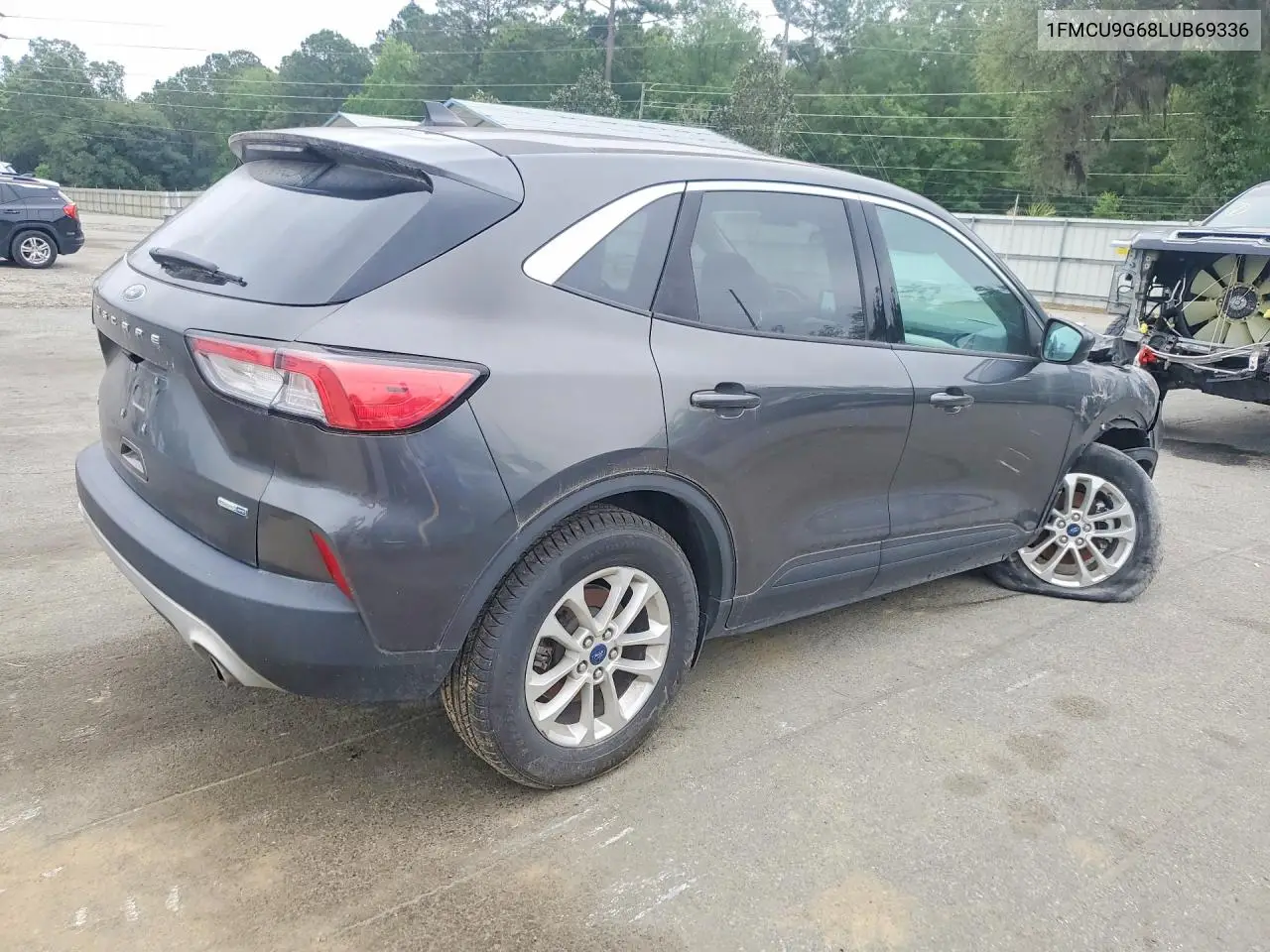 1FMCU9G68LUB69336 2020 Ford Escape Se