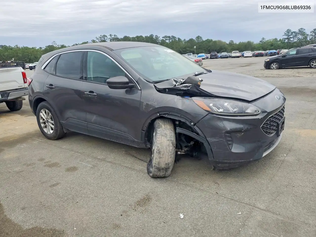 1FMCU9G68LUB69336 2020 Ford Escape Se