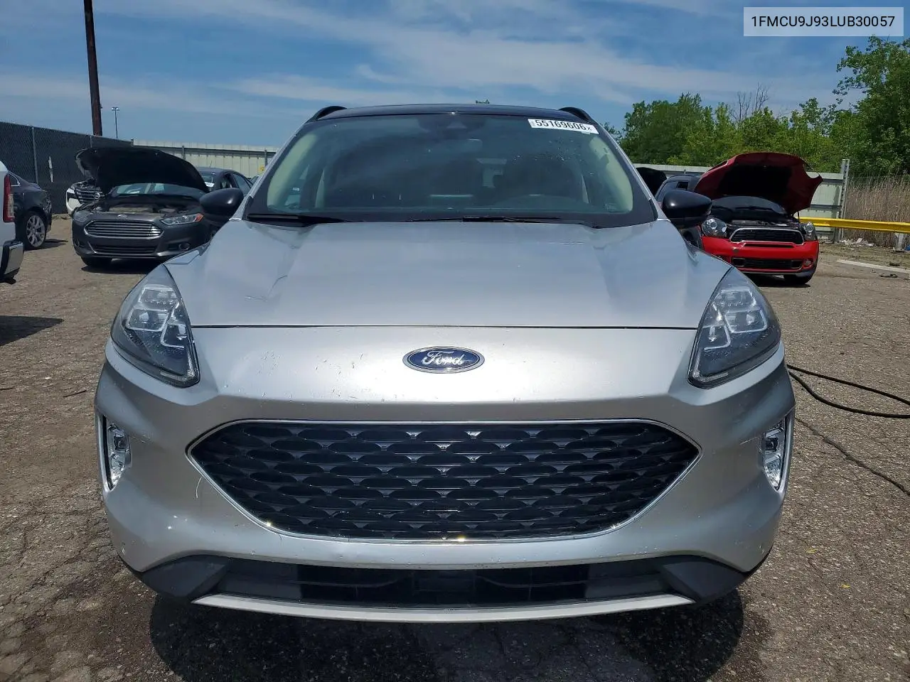 1FMCU9J93LUB30057 2020 Ford Escape Titanium