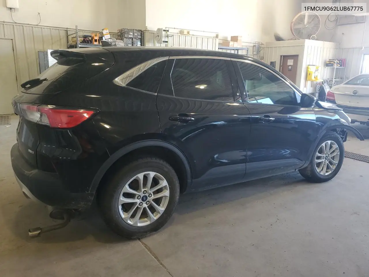1FMCU9G62LUB67775 2020 Ford Escape Se