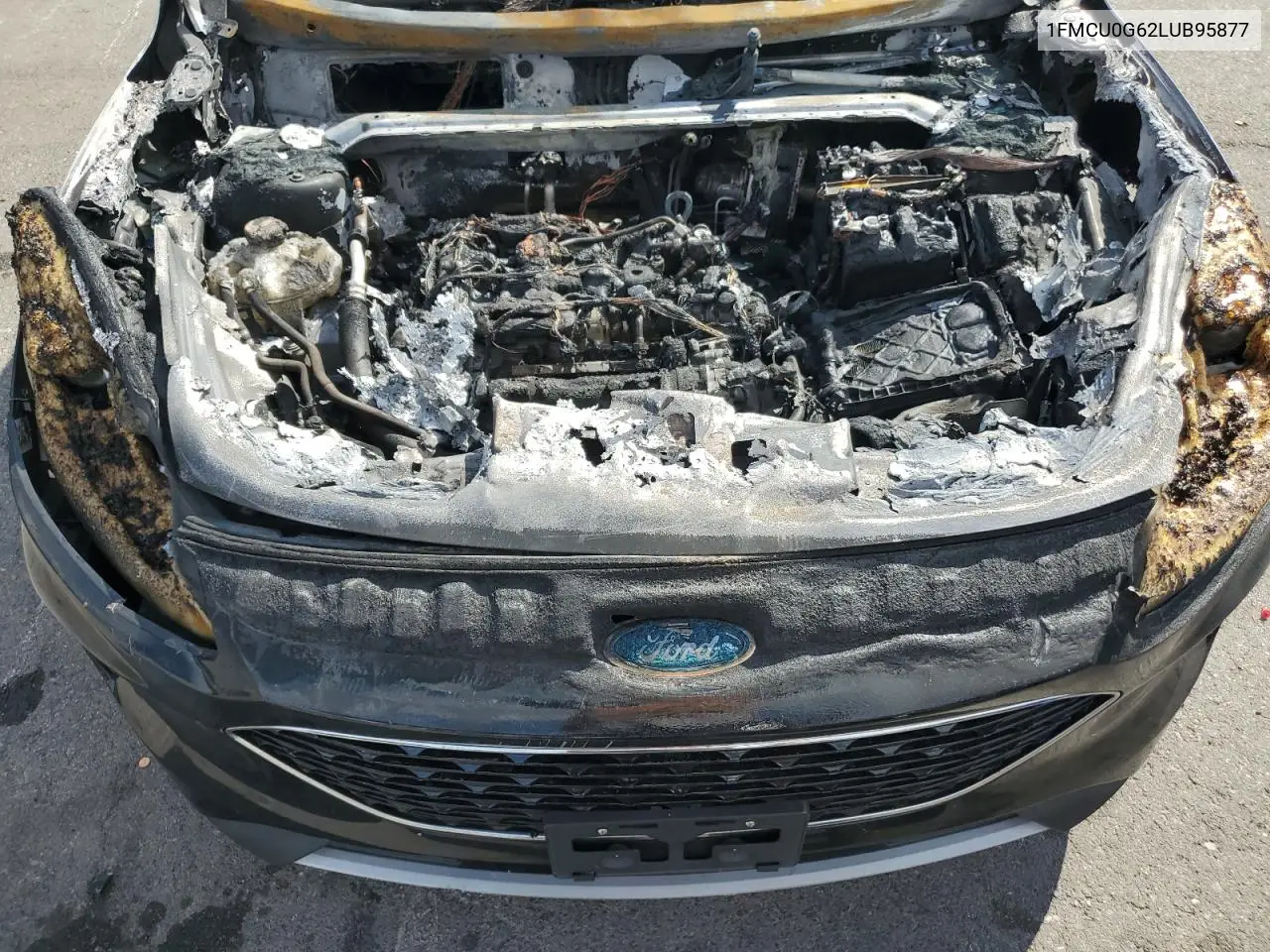 1FMCU0G62LUB95877 2020 Ford Escape Se