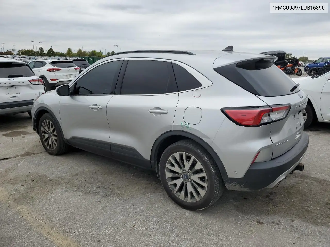 1FMCU9J97LUB16890 2020 Ford Escape Titanium