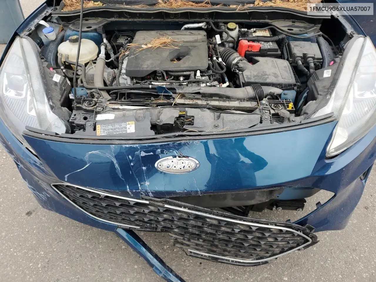 1FMCU9G6XLUA57007 2020 Ford Escape Se