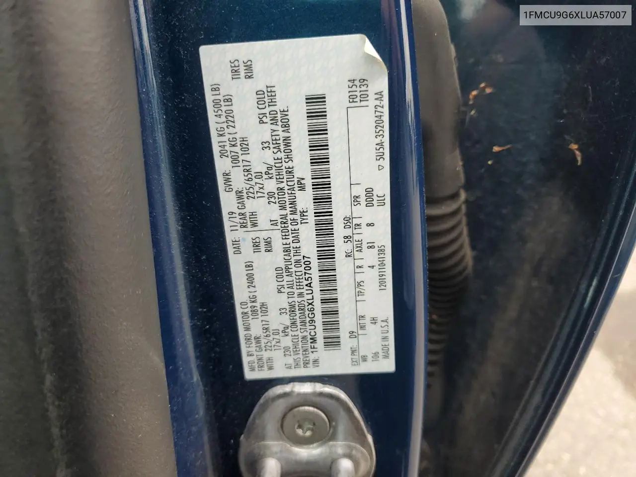 1FMCU9G6XLUA57007 2020 Ford Escape Se