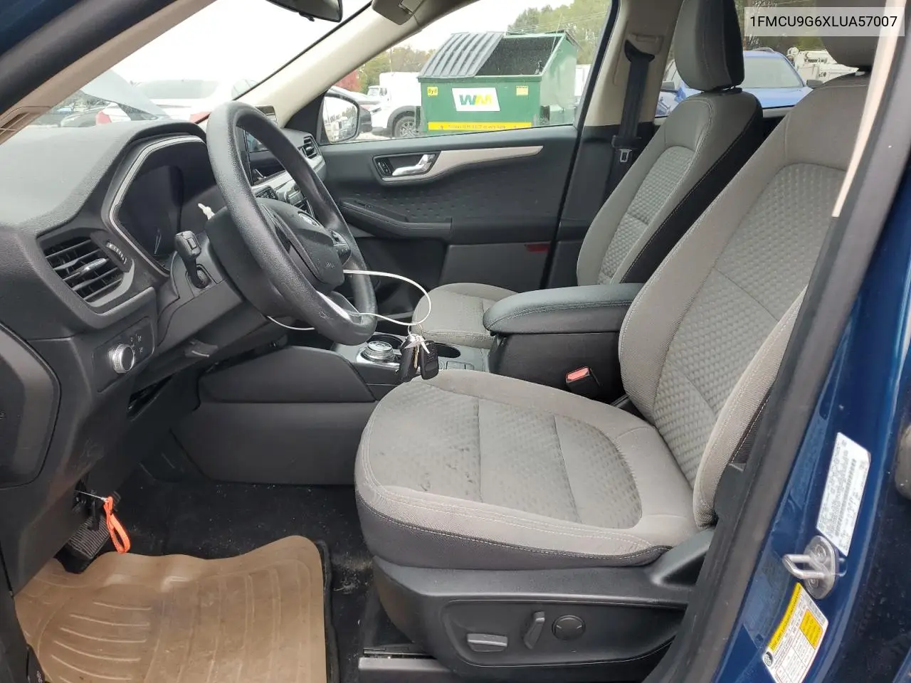 1FMCU9G6XLUA57007 2020 Ford Escape Se