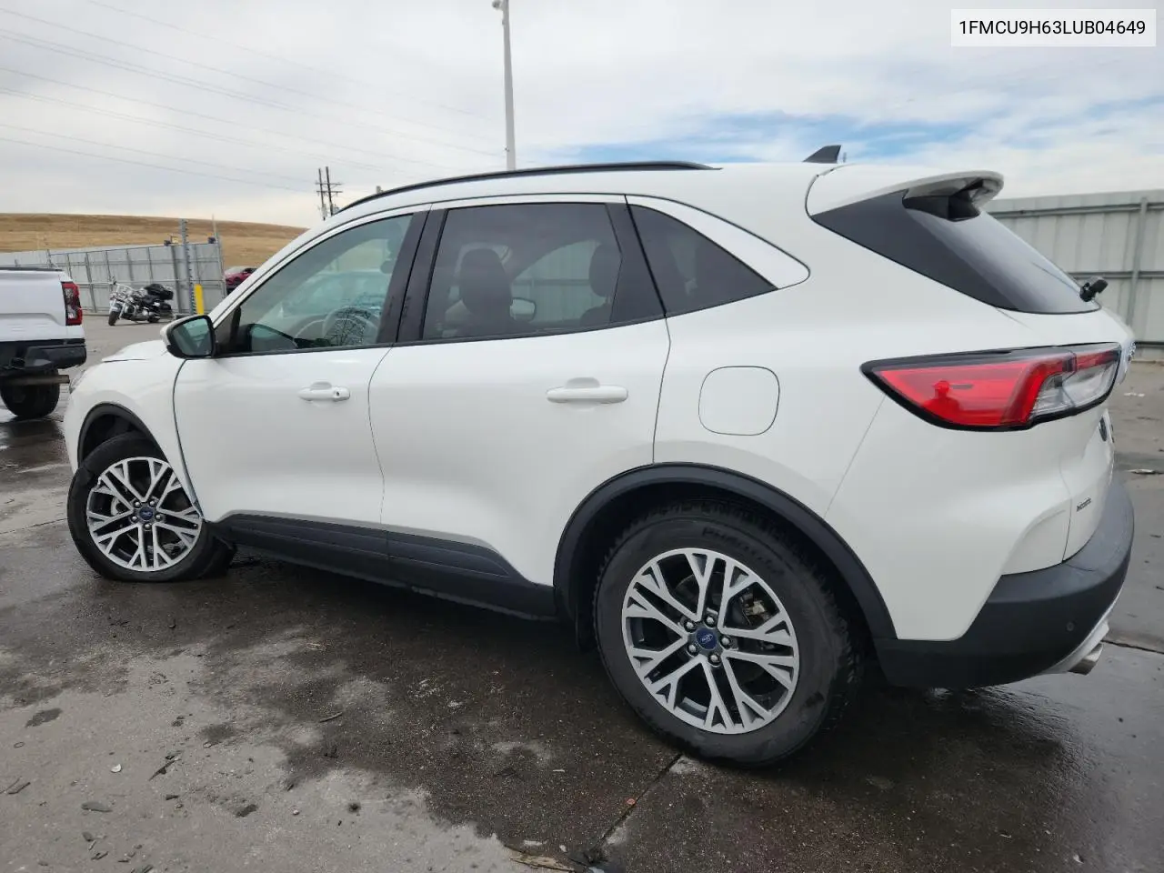 1FMCU9H63LUB04649 2020 Ford Escape Sel