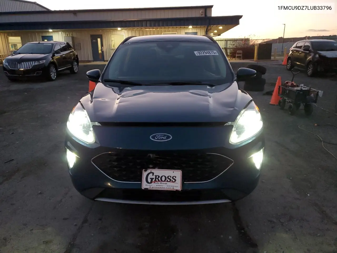 1FMCU9DZ7LUB33796 2020 Ford Escape Titanium